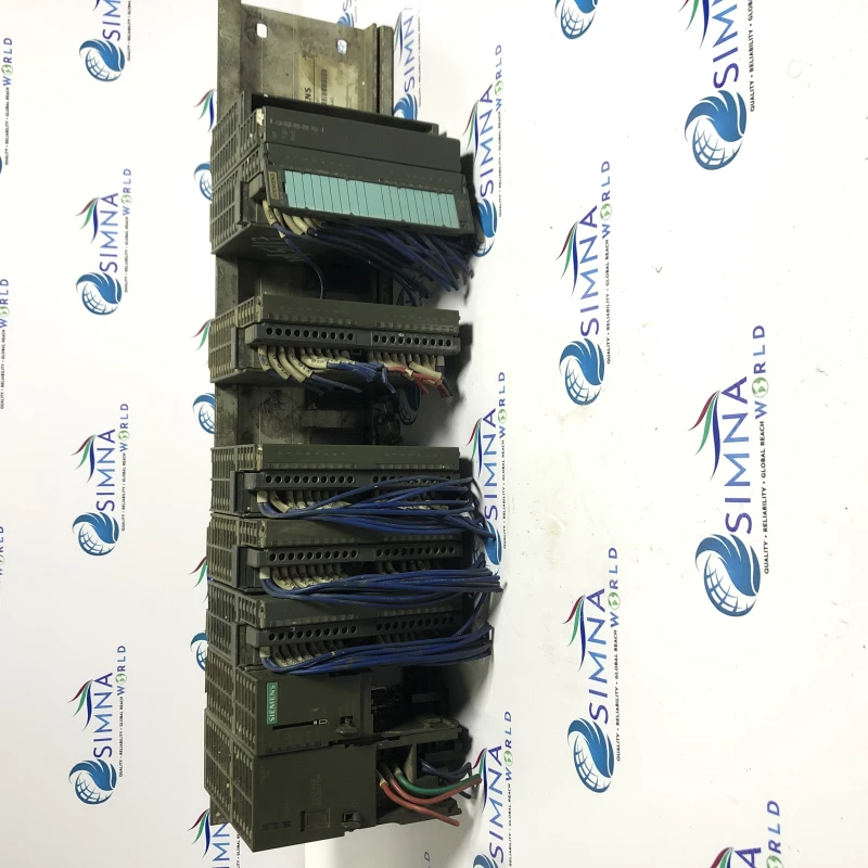 Siemens SIMATIC S7-300 PLC Rack with Power Supply and Digital I/O Modules thumbnail 4